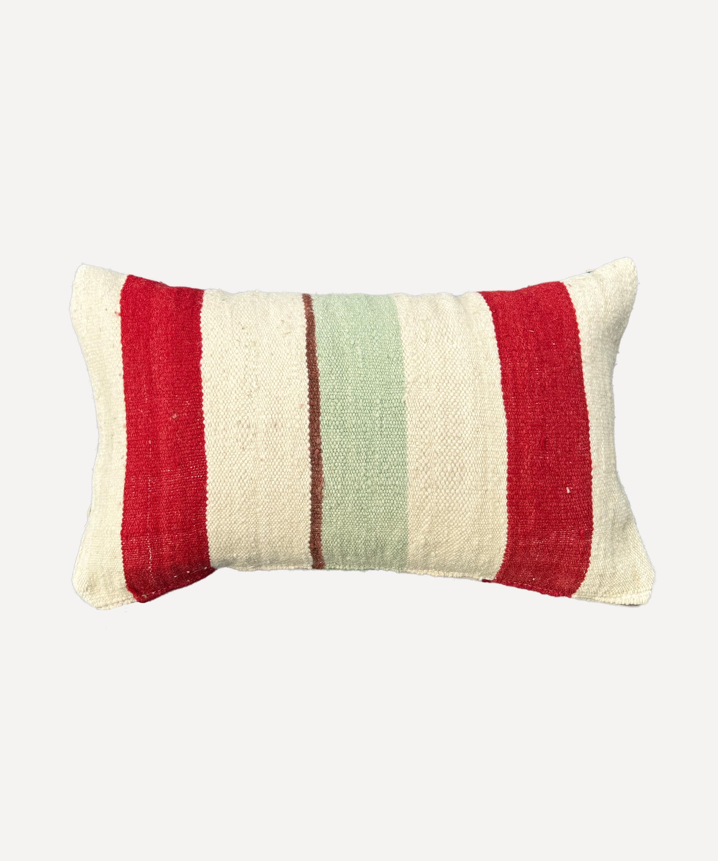 The casablanca cushion