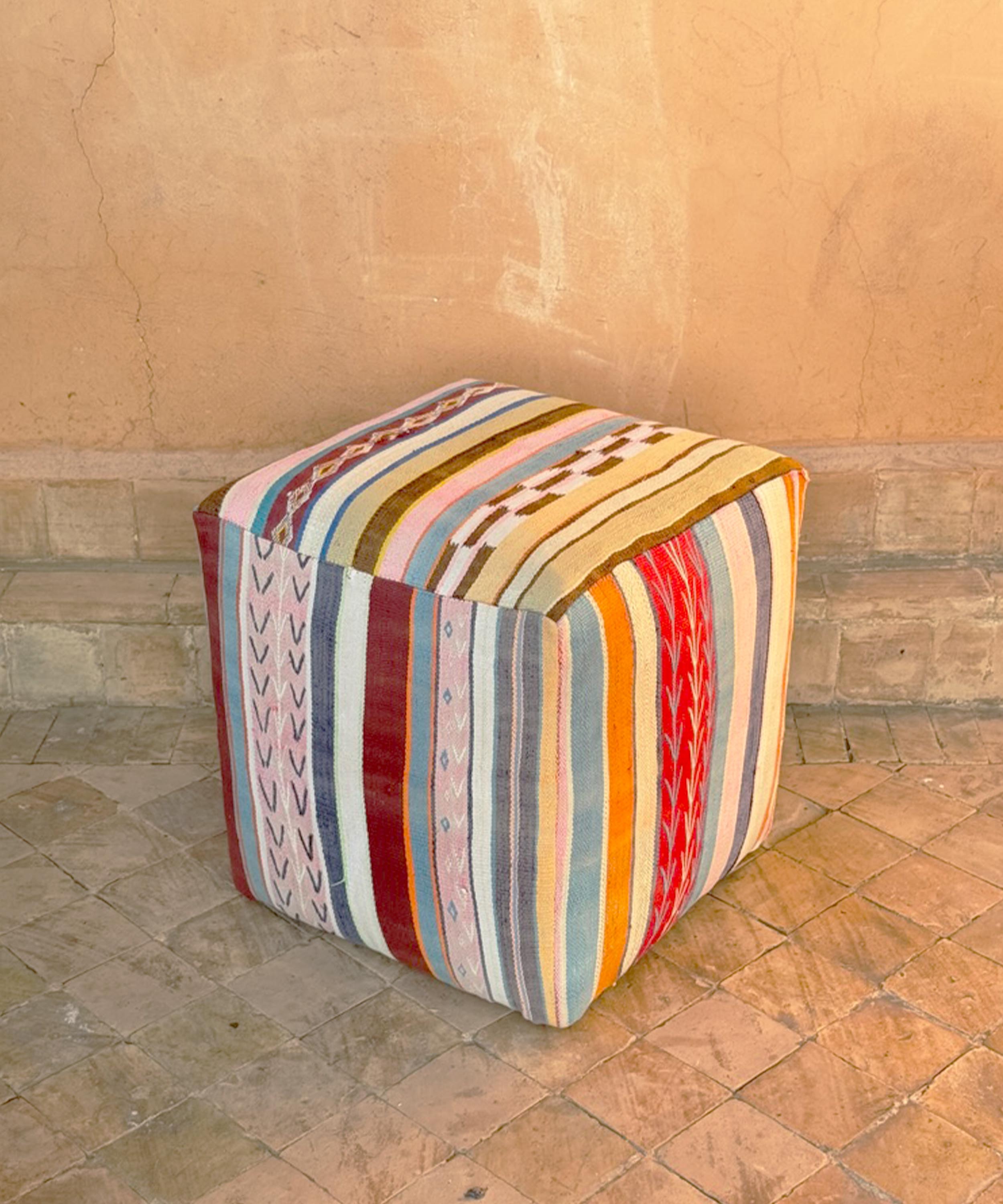 The cube pouffe, dolly mixture